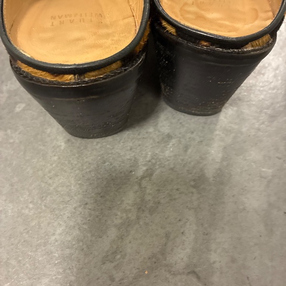 10 • Stuart Weitzman Animal Print Mules - Picture 3 of 4